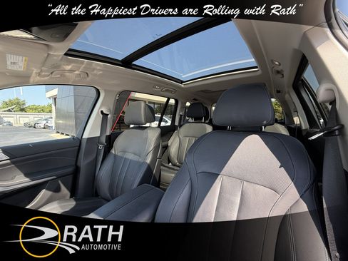 Used 2021 BMW X7 xDrive40i w/ Cold Weather Package image 13