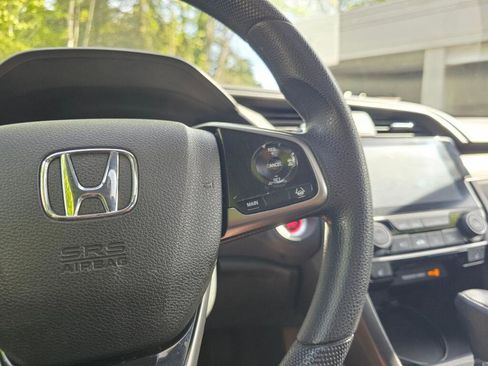 Used 2019 Honda Civic EX image 30