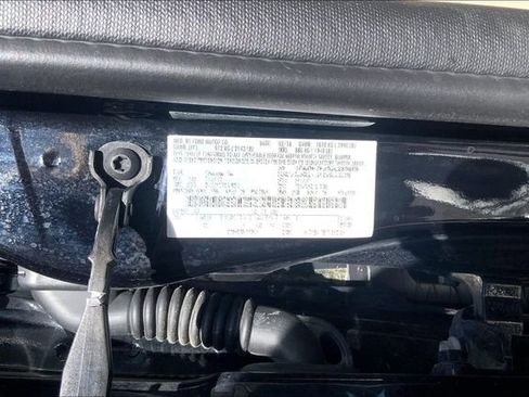 Used 2018 Ford Focus SE image 30