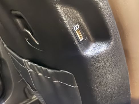 Used 2020 Kia Telluride SX w/ SX Prestige Package image 28