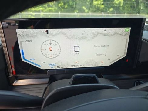 Used 2025 GMC Hummer EV 3X AWD/4WD image 9