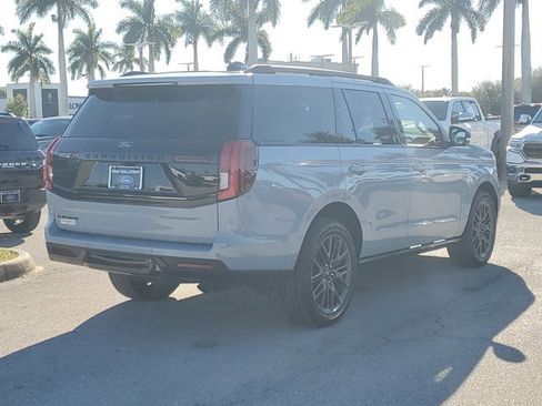 Certified 2025 Ford Expedition Platinum w/ Stealth Performance Package image 7