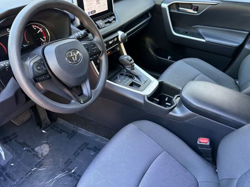 Certified 2025 Toyota RAV4 XLE AWD/4WD image 10