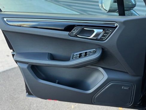 New 2026 Porsche Macan Turbo image 13