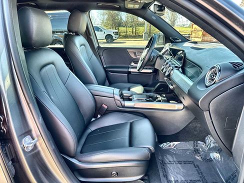 Certified 2023 Mercedes-Benz EQB 350 4MATIC SUV image 9