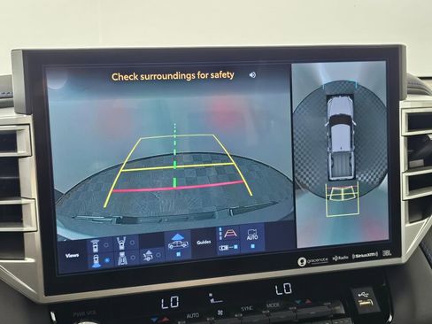 Used 2024 Toyota Tundra Platinum image 30