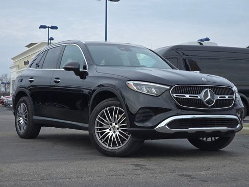 Certified 2026 Mercedes-Benz GLC 300 GLC 300 image 2