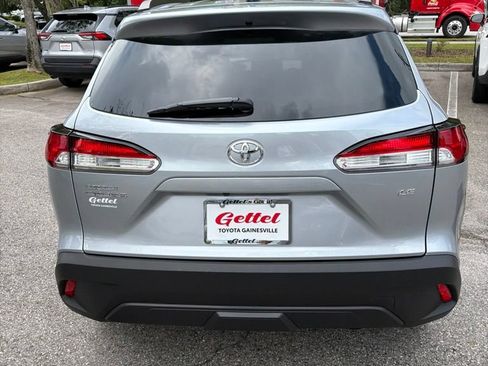 Certified 2025 Toyota Corolla Cross LE FWD image 6