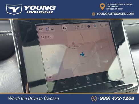 Used 2022 Jeep Grand Cherokee Overland w/ Luxury Tech Group IV AWD/4WD image 18