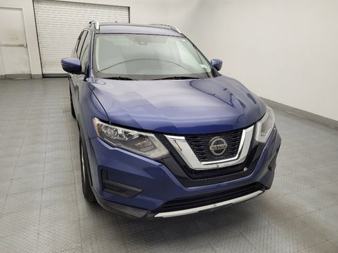 Used 2020 Nissan Rogue SV FWD image 14