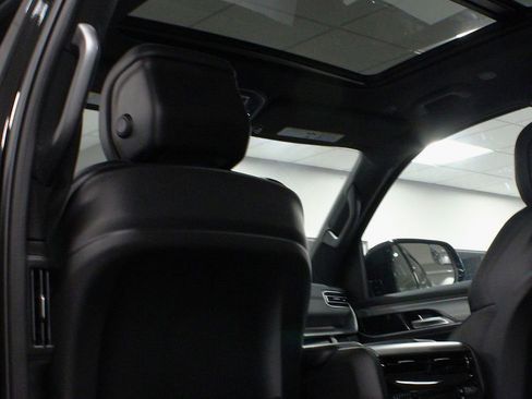 New 2025 Jeep Wagoneer Series II image 17