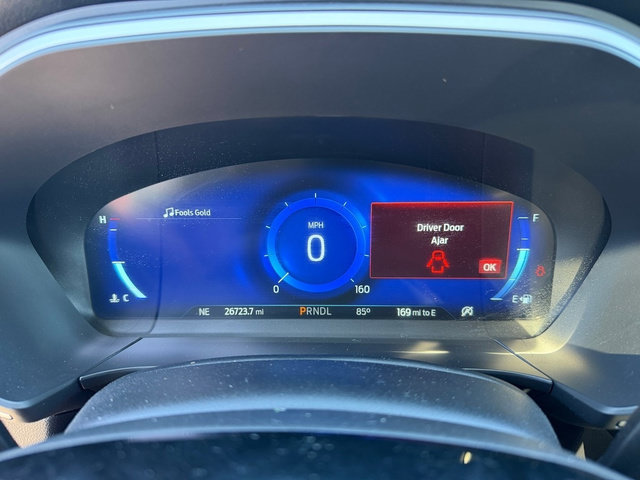 Certified 2022 Ford Escape SEL w/ SEL Stealth AWD Package image 30