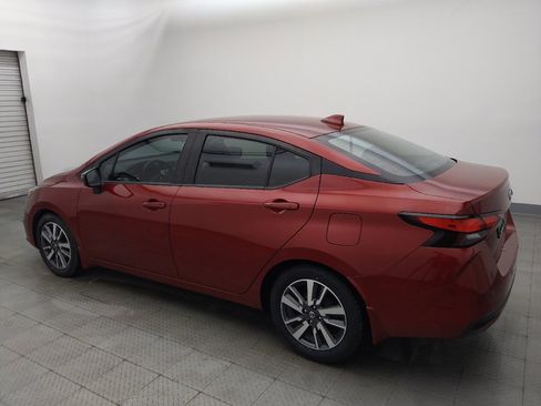 Used 2020 Nissan Versa SV FWD image 3