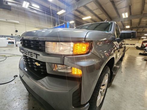 Used 2020 Chevrolet Silverado 1500 Custom w/ Custom Convenience Package image 29