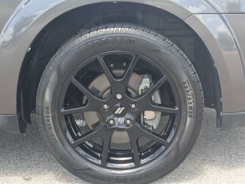 Used 2019 Dodge Journey SE w/ Premium Group FWD image 11