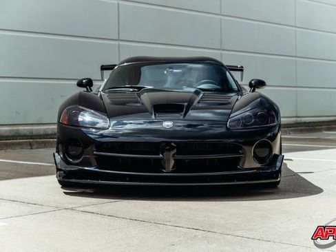 Used 2009 Dodge Viper ACR RWD image 13