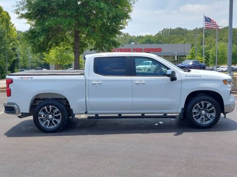 Used 2024 Chevrolet Silverado 1500 LT AWD/4WD image 29