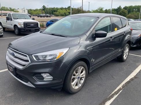 Used 2019 Ford Escape SE AWD/4WD image 3