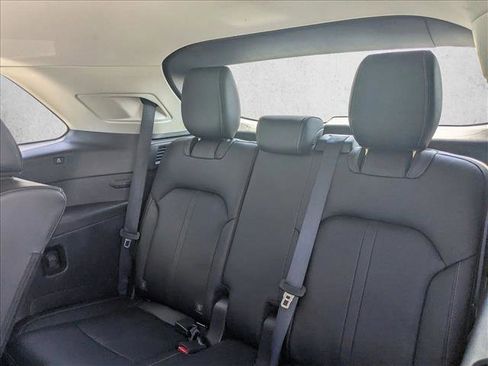 Used 2025 MAZDA CX-90 3.3 Turbo w/ Preferred Package AWD/4WD image 19