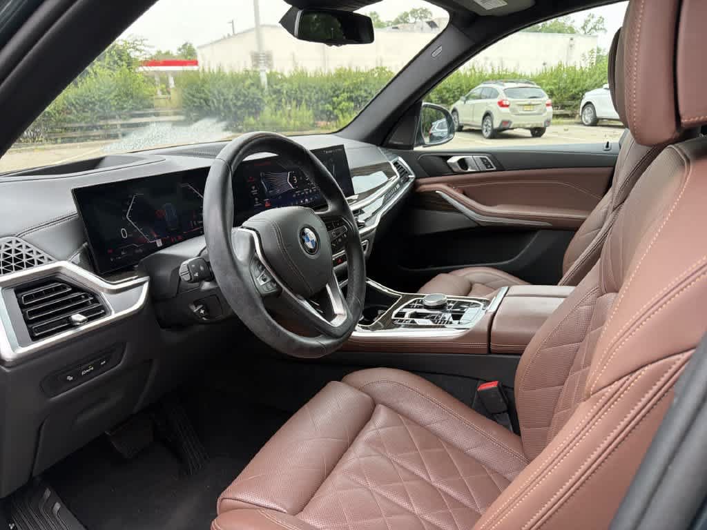 Used 2024 BMW X5 xDrive40i w/ Premium Package AWD/4WD image 10