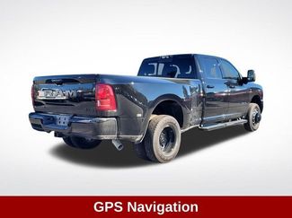 Used 2025 RAM 3500 Laramie video 2