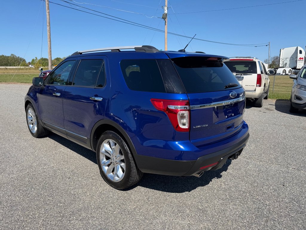 Used 2014 Ford Explorer Limited w/ Equipment Group 302A FWD image 8