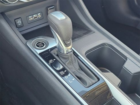 New 2025 Nissan Sentra SV w/ Trunk Package image 15