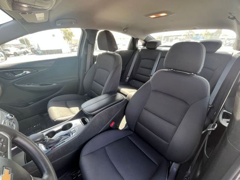 Used 2024 Chevrolet Malibu LT FWD image 37