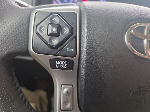 Used 2017 Toyota 4Runner SR5 RWD image 13
