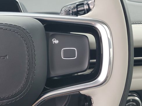 New 2026 Lincoln Navigator Reserve image 18