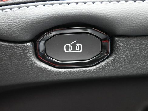 New 2024 Dodge Charger R/T w/ Plus Group image 27