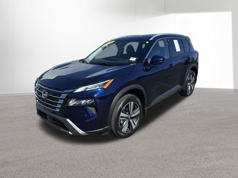 Certified 2024 Nissan Rogue SL image 2