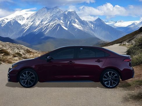 Certified 2022 Toyota Corolla SE image 2