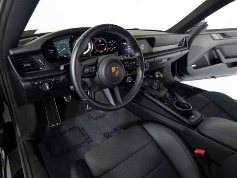 Certified 2022 Porsche 911 GT3 image 4