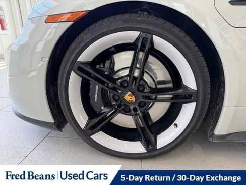 Used 2022 Porsche Taycan 4S AWD/4WD image 15
