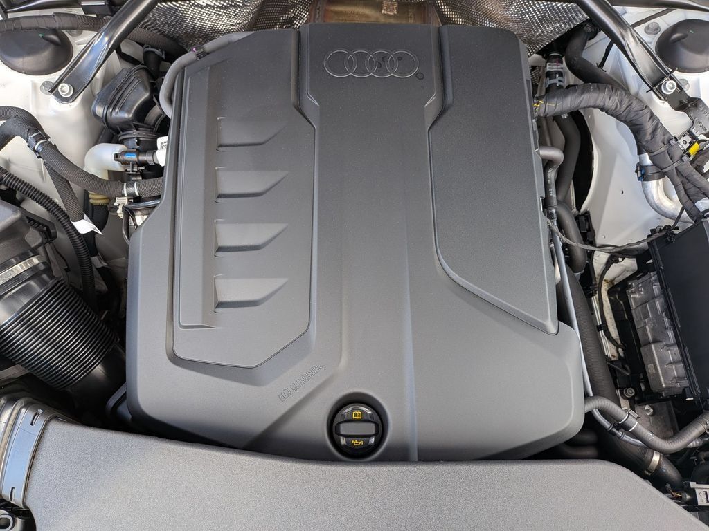 Used 2025 Audi Q5 Premium w/ 19" Wheel Package AWD/4WD image 36