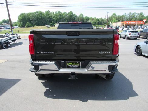 Used 2023 Chevrolet Silverado 3500 LTZ w/ LTZ Texas Edition AWD/4WD image 5