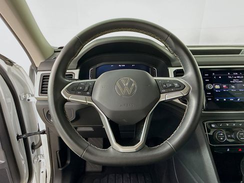 Used 2023 Volkswagen Atlas SE FWD image 11