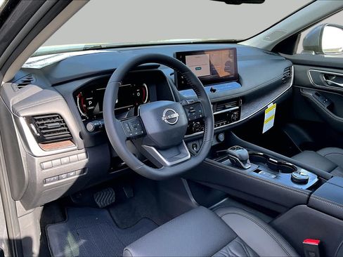 New 2026 Nissan Rogue Platinum AWD/4WD image 8