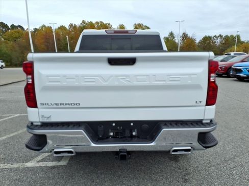New 2026 Chevrolet Silverado 1500 LT w/ Z71 Off-Road Package image 4