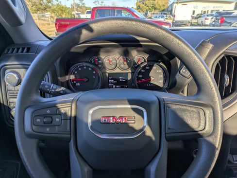 Used 2024 GMC Sierra 2500 Pro w/ Convenience Package image 22