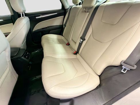 Used 2016 Ford Fusion Energi Titanium FWD image 13