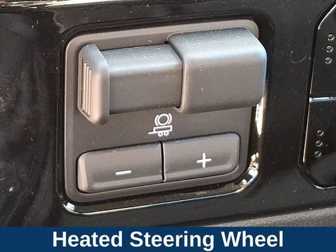 Used 2025 Chevrolet Silverado 1500 LT image 24