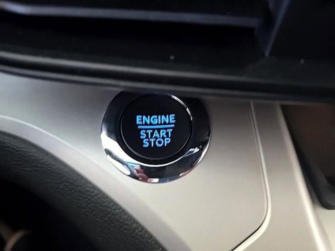 Used 2024 Ford Explorer XLT w/ Class IV Trailer Tow Package image 16