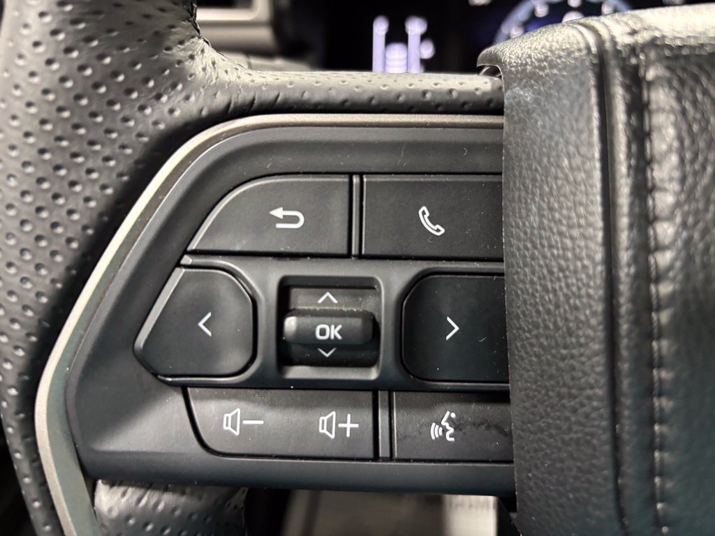 Used 2026 Toyota 4Runner SR5 AWD/4WD image 19