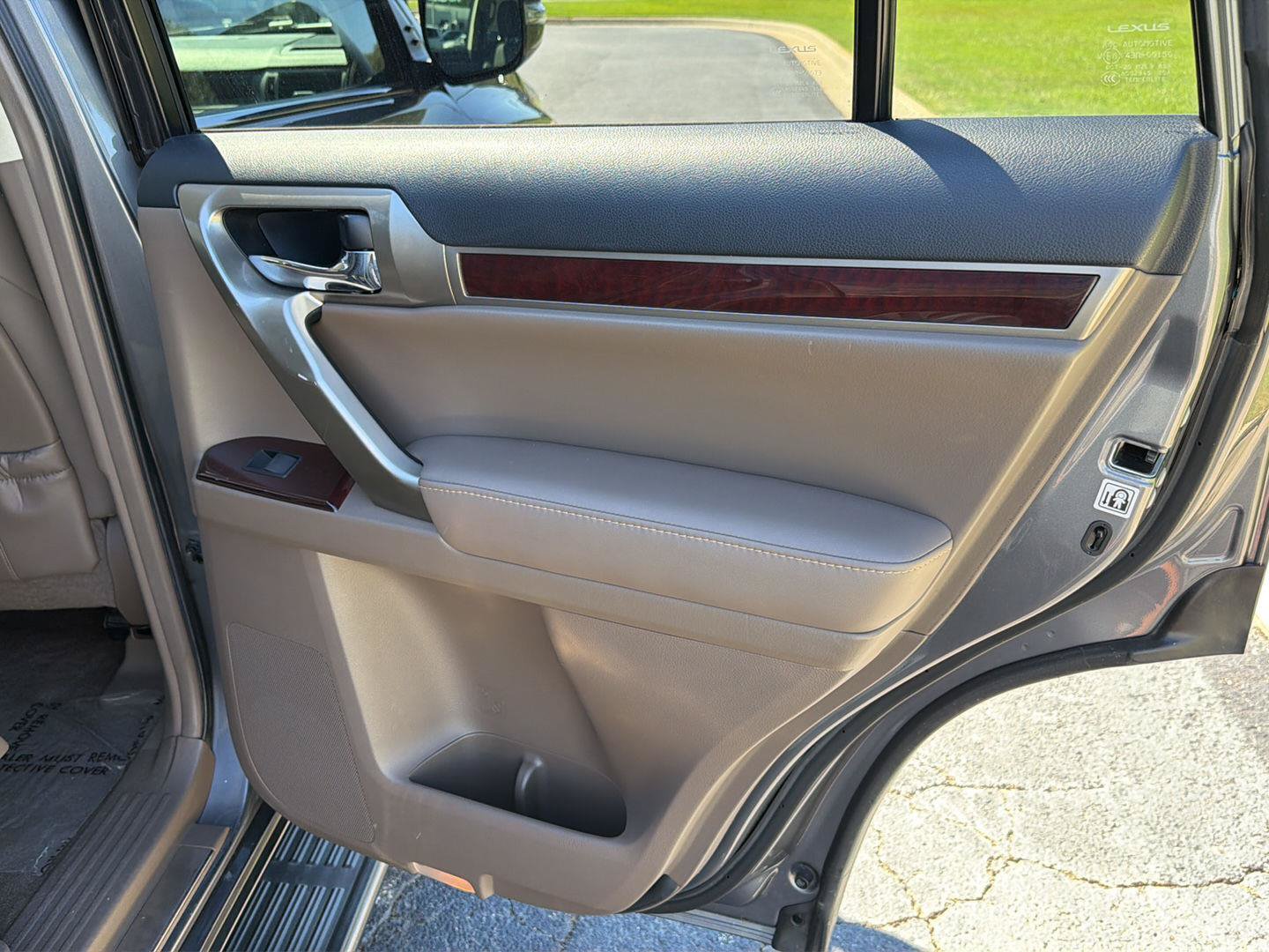 Used 2019 Lexus GX 460 Premium AWD/4WD image 17