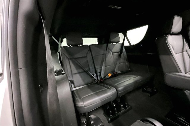 Used 2023 GMC Yukon XL Denali w/ Advanced Technology Package AWD/4WD image 34