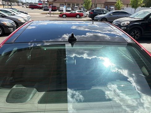 Used 2013 Hyundai Azera w/ Technology Pkg image 5