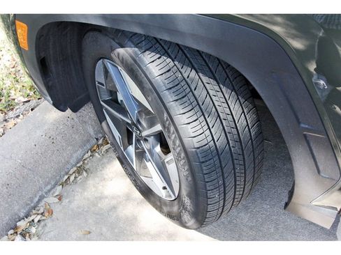 Used 2025 Hyundai Tucson SEL FWD image 36