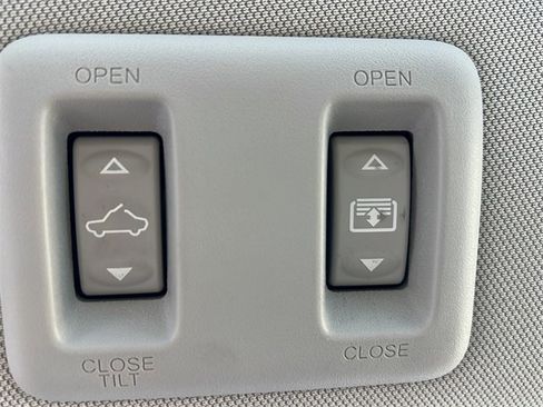 Used 2024 Nissan Murano Platinum w/ Cargo Package image 23